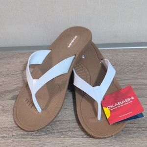 Okabashi White and Tan Sandals with Cushioned Footbed
